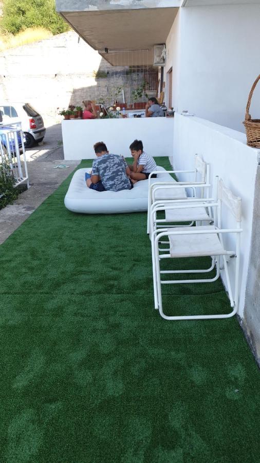 Nuova Casa Giulia Apartamento Letoianni Exterior foto