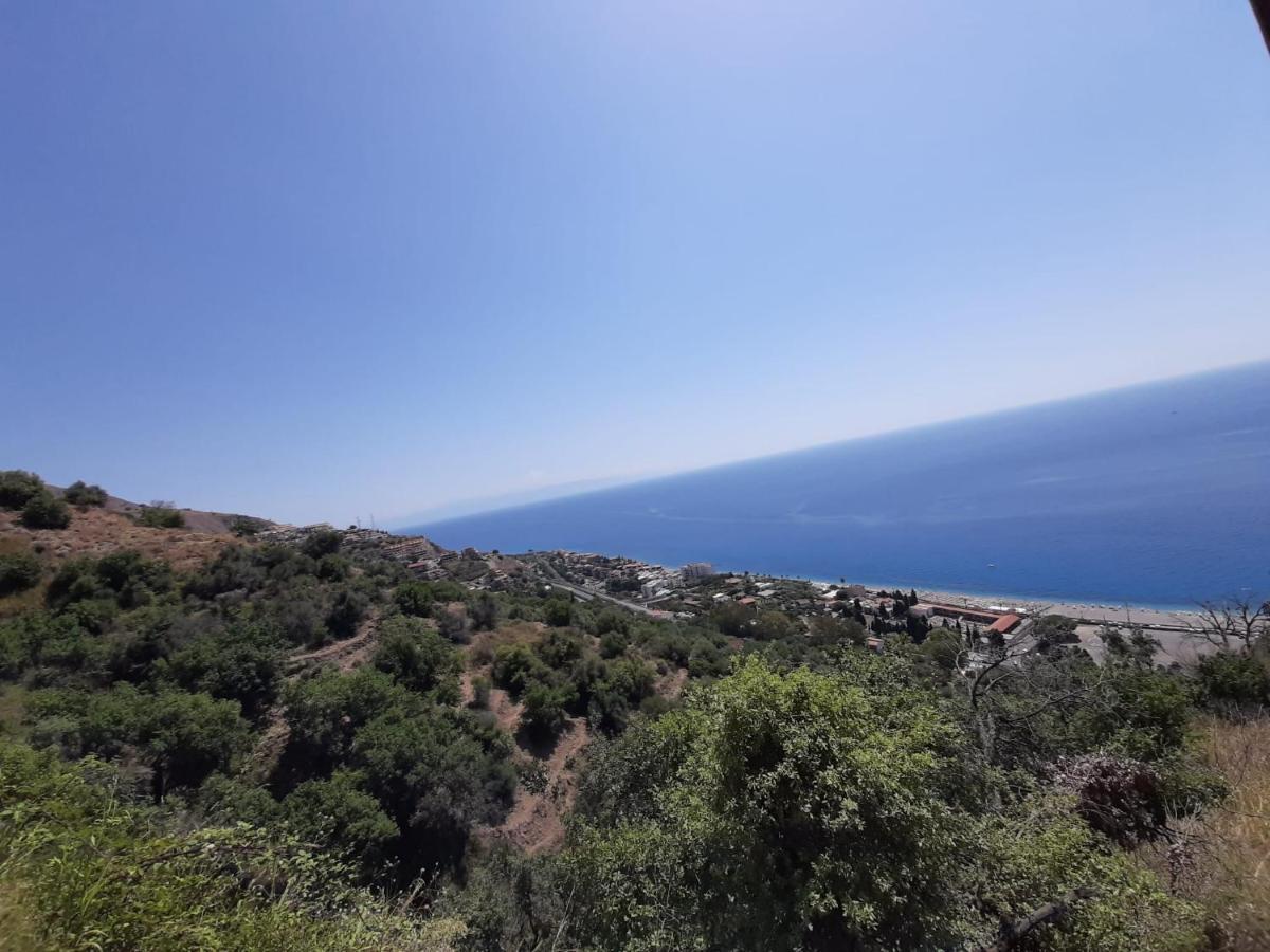 Nuova Casa Giulia Apartamento Letoianni Exterior foto