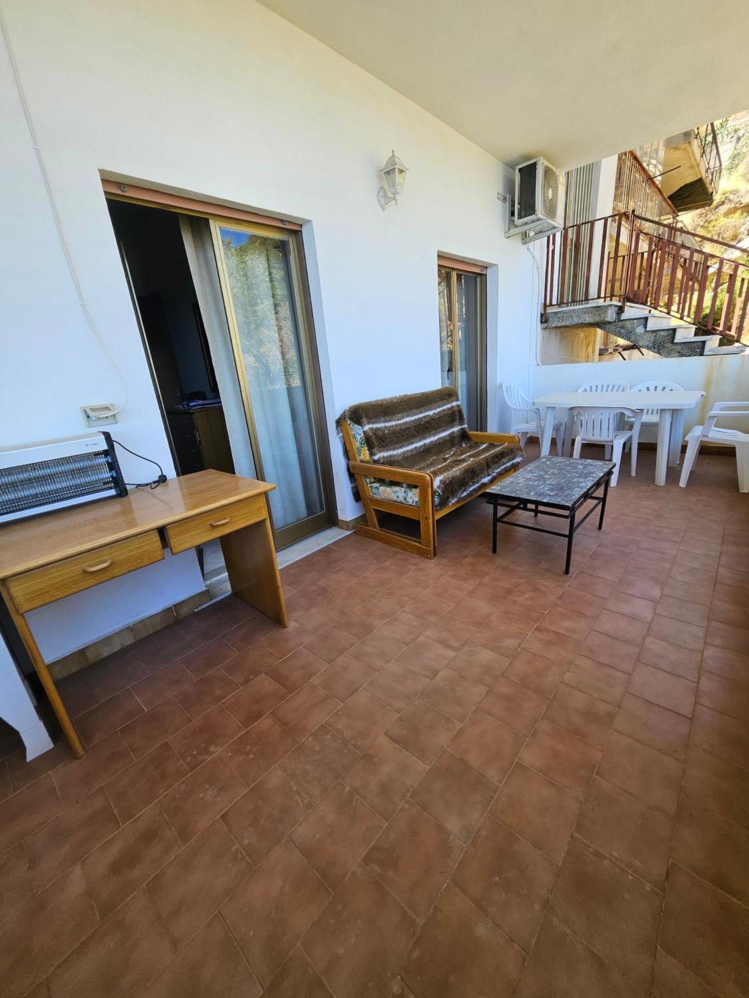 Nuova Casa Giulia Apartamento Letoianni Exterior foto