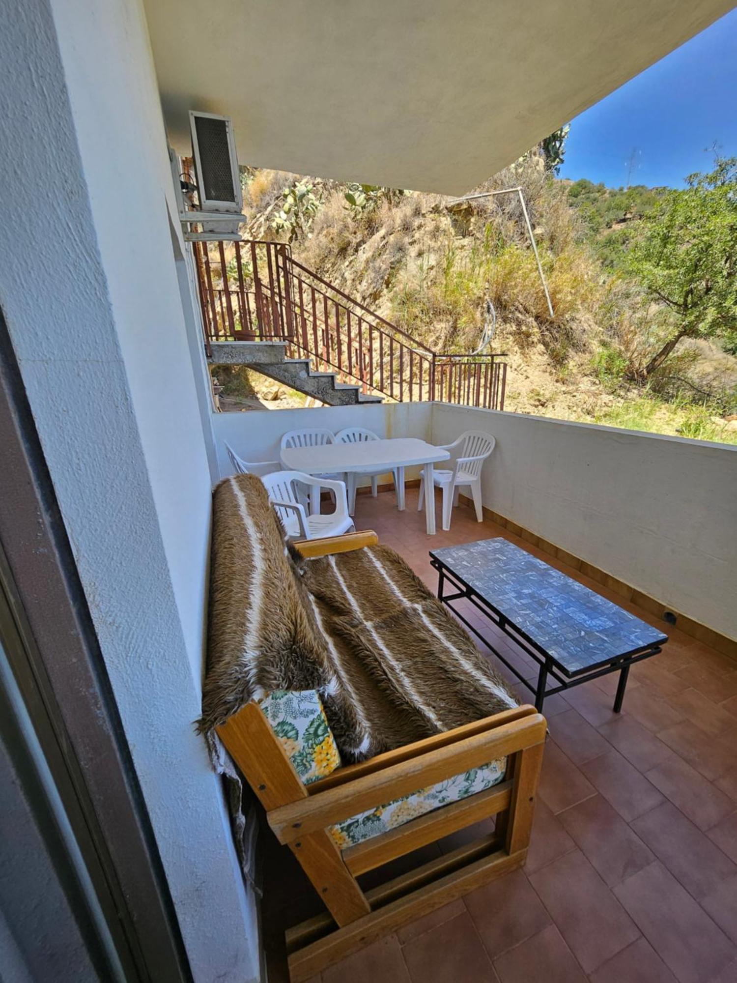 Nuova Casa Giulia Apartamento Letoianni Exterior foto